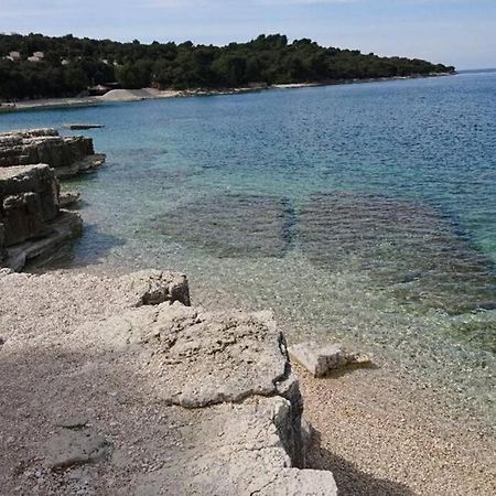 Apartment Vesna For 2, Free Parking And Wi-Fi Pola Esterno foto